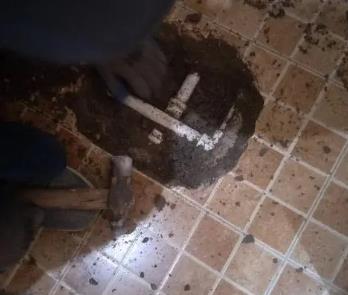 道里卫生间漏水维修公司为您分享下卫生间渗水如何处理及注意事项